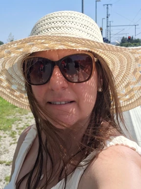 Thai ladyboys for dating / Ladyboys from Philippines for dating