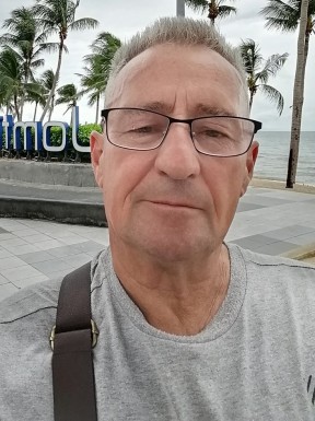 Foreign men for dating