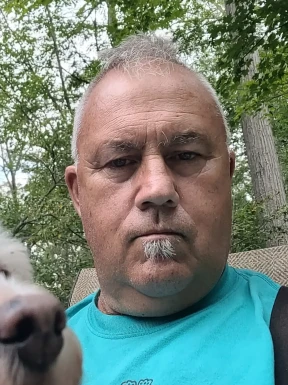American men looking for love