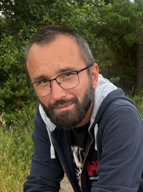 Foreign men for dating